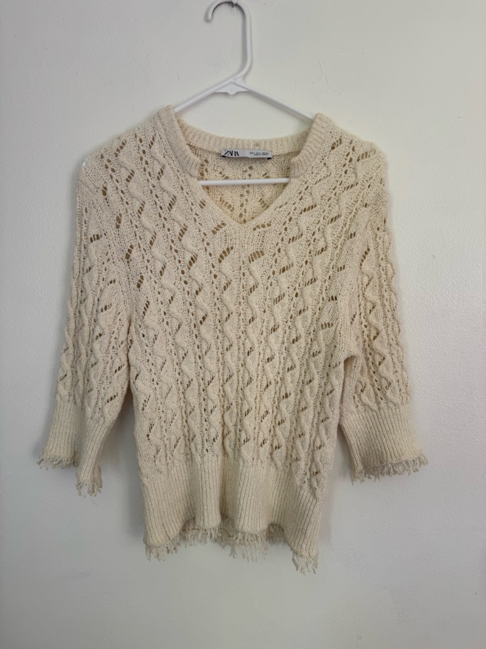Zara Cream Open-Knit V-Neck Sweater Size Large boho